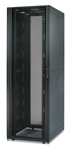 Шкаф монтажный APC NetShelter SX 42U wide со стенками черный (AR3150)